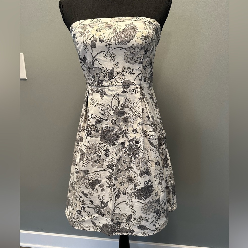 Old Navy strapless dress